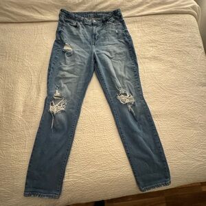 Higher high rise ￼
O.G straight jeans 
Old navy 
New no tag
14T
14L